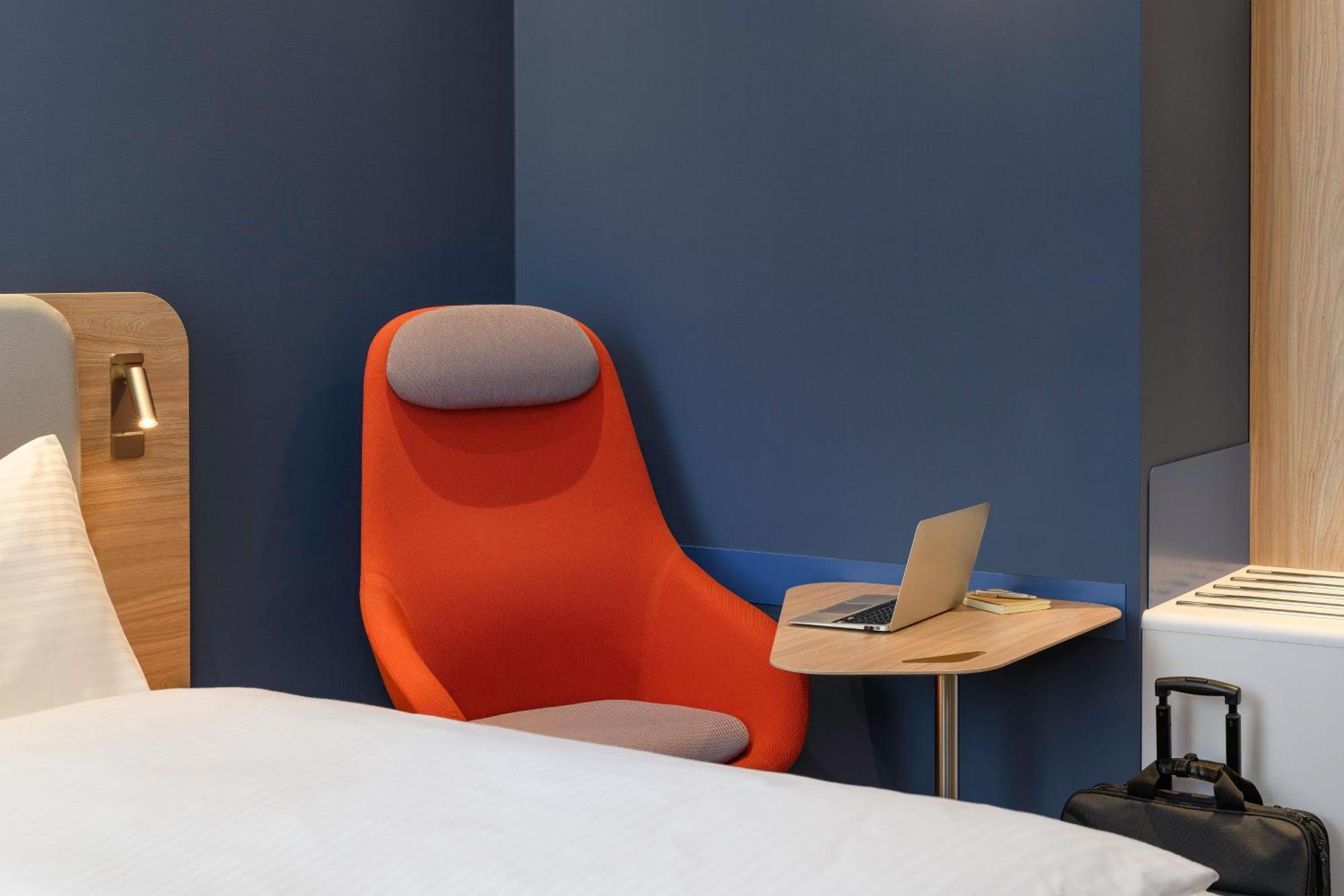 Hotel Express - Regensburg, An Ihg 3*